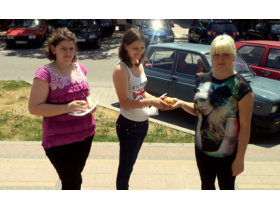 Obeležen Svetski dan borbe protiv duvanskog dima: umesto cigarete – jabuka